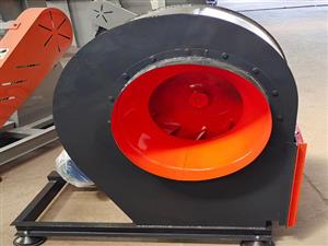 唐山的李經(jīng)理，您的除塵風(fēng)機(jī)已發(fā)貨。設(shè)備圖片