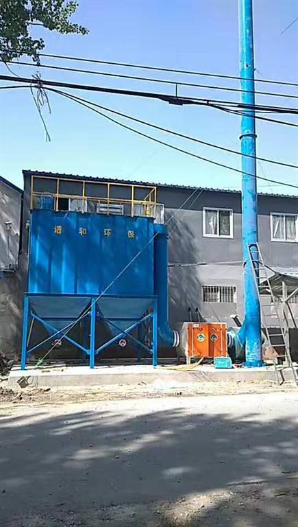 噴塑車間除塵、光氧安裝現(xiàn)場